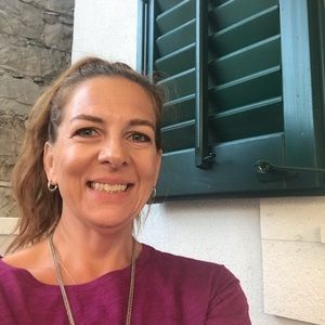 Meet your Posher, Lori